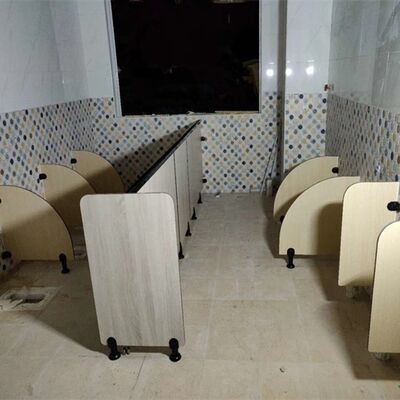 Custom Size Kids Toilet Partition Moisture Resistant High Pressure Laminate Toilet Partition Durable