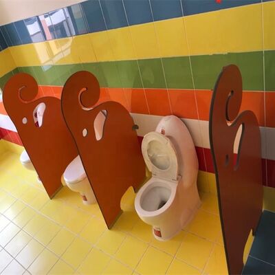Custom Size Kids Toilet Partition Moisture Resistant High Pressure Laminate Toilet Partition Durable