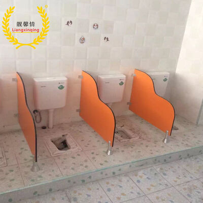Anti Corrosion Kids Toilet Partition HPL Honeycomb Board Custom Toilet Partitions Fireproof