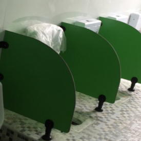 Waterproof Kids Toilet Partition Non Toxic Bathroom Urinal Dividers For School Kindergarten