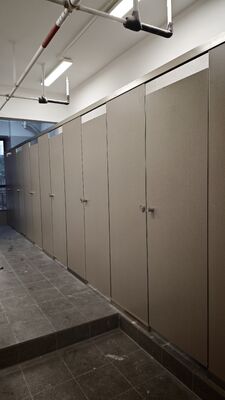Compact HPL Toilet Partition, Commercial Restroom Stall Divider, Public Washroom Cubicle with Urinal Screen