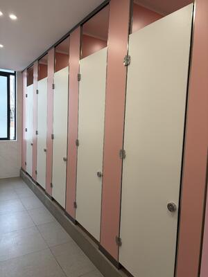 HPL Compact Toilet Cubicle Partitions, Waterproof Anti-Impact Restroom Stall for School Project