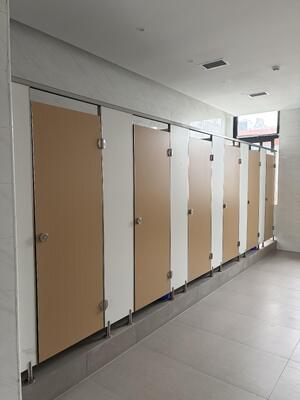 HPL Compact Toilet Cubicle Partitions, Waterproof Anti-Impact Restroom Stall for School Project